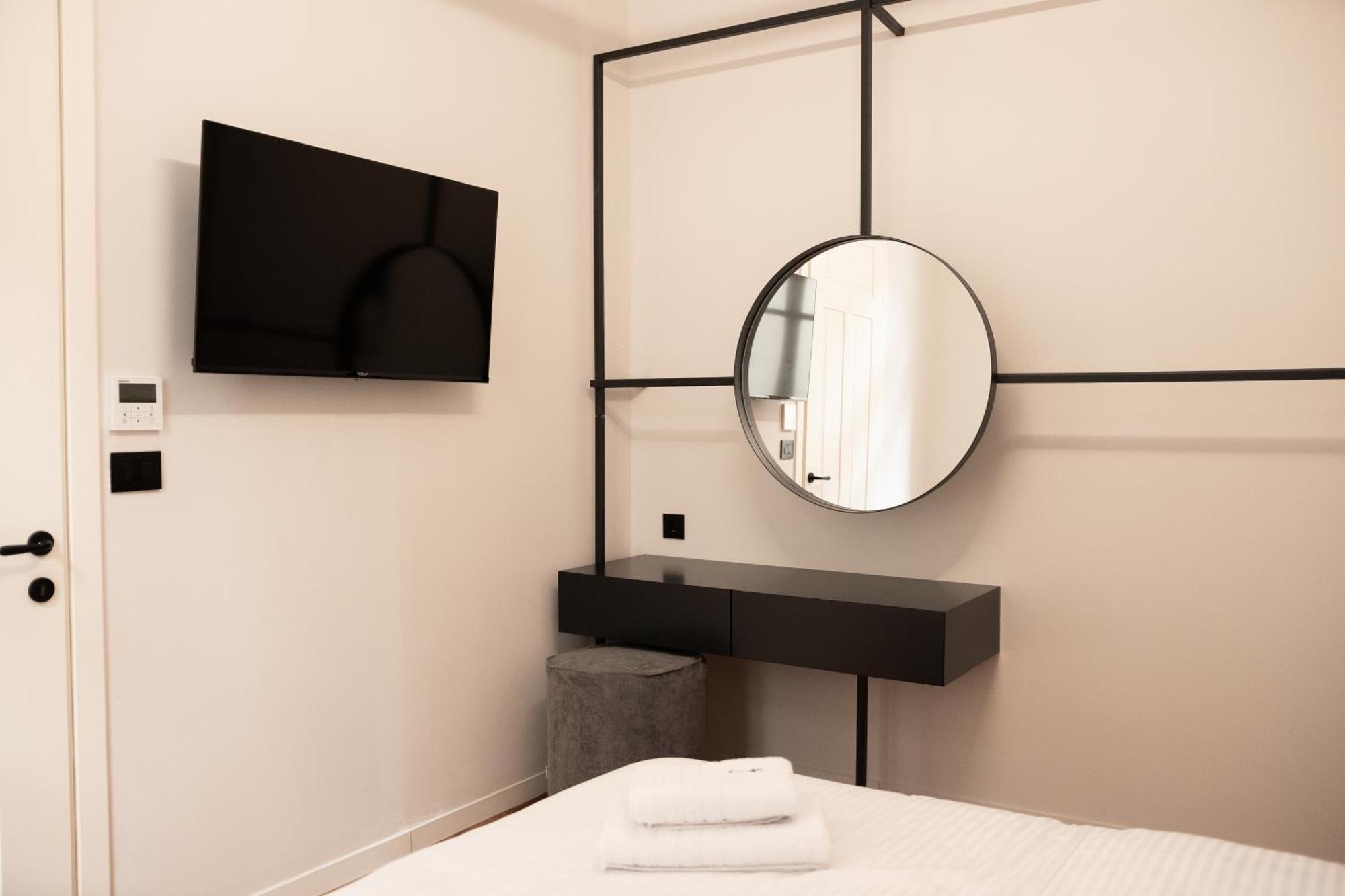 Taskou Luxury Suites Thessaloniki Exterior foto